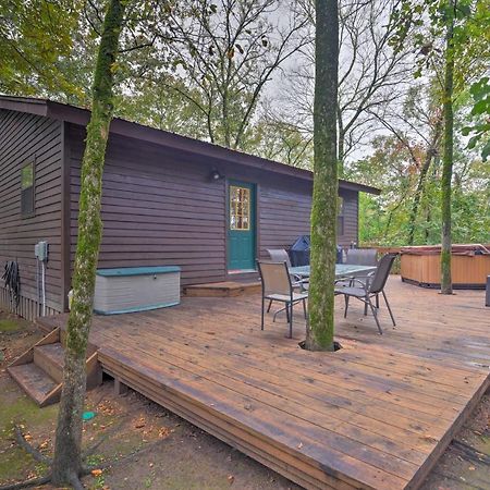 Hochatown Hideaway With Hot Tub, Grill And Fire Pit! Villa Stephens Gap Ngoại thất bức ảnh